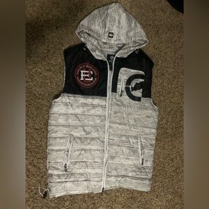 ecKō unItd. No arm sleeve puff jacket